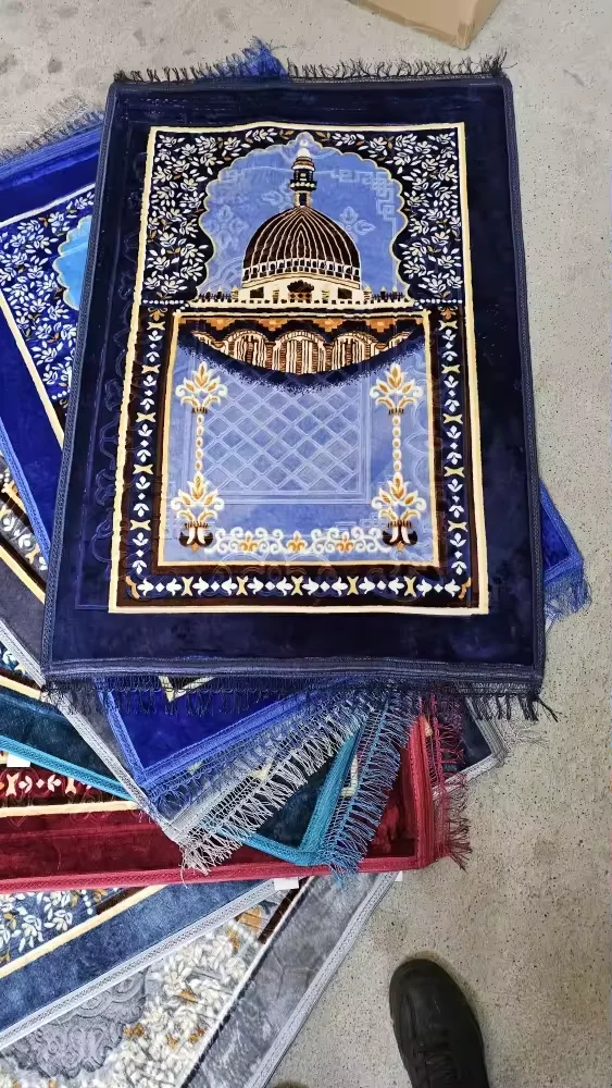Thick Embossed Turkish Prayer Rug - Premium Islamic Sejadah Mat_voghion.com
