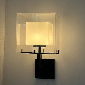 Modern Minimalist High-End LED Wall Lamp for Living Room Hotel Guest Rooms Creative Personality Design Bedside for Master