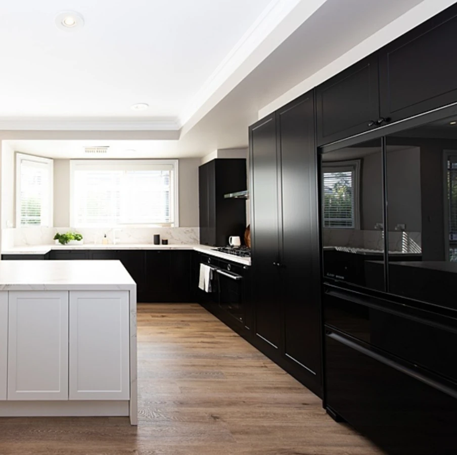 Custom Modern Black Furniture Modular Kitchen Wall Cupboard