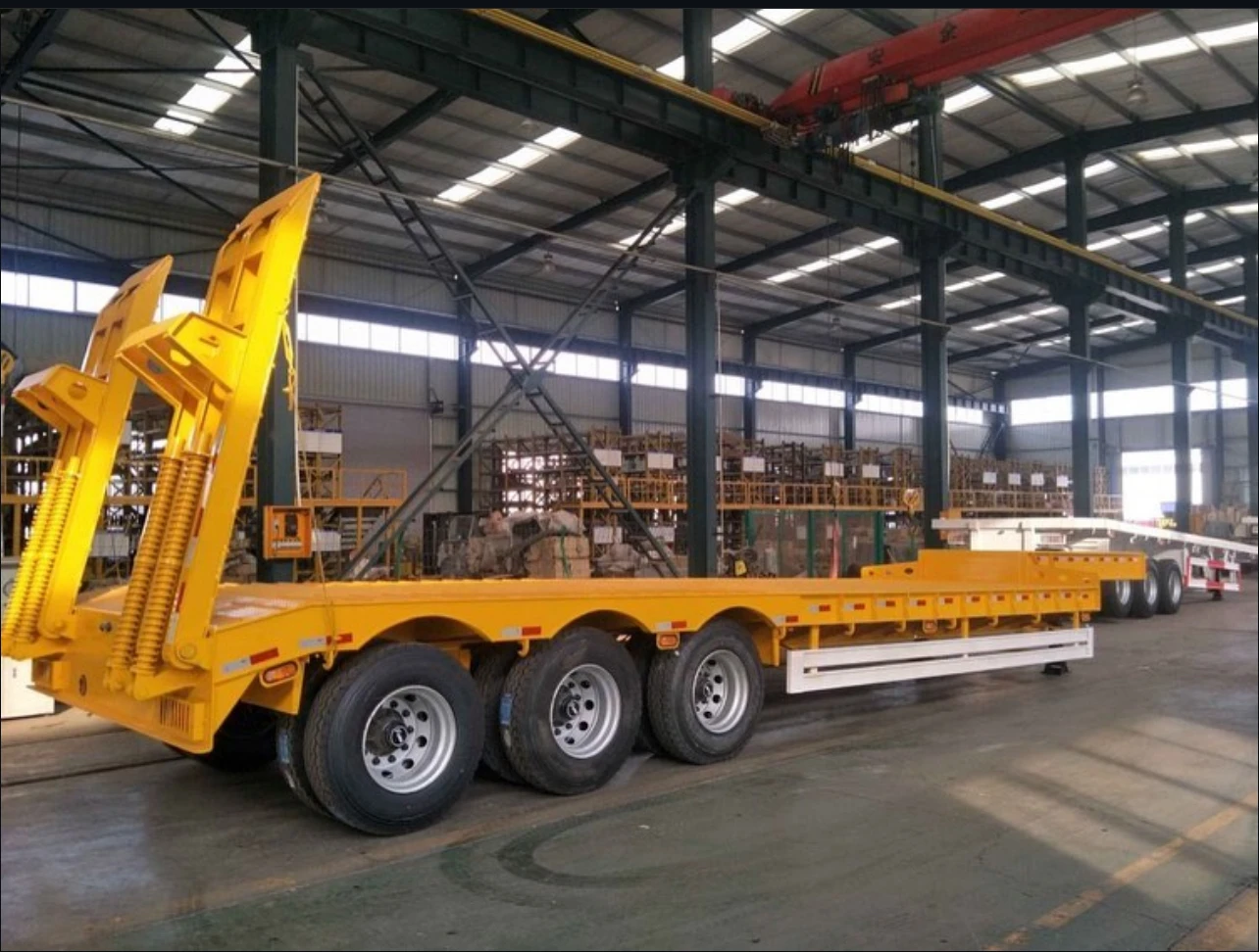 CIMC 3 AXLES AIR SUSPENSION FLATBED TRAILERS WITH ABS Low Bed Excavator Trailer Tow Truck Wrecker Tri Axle Flatbed Trailer