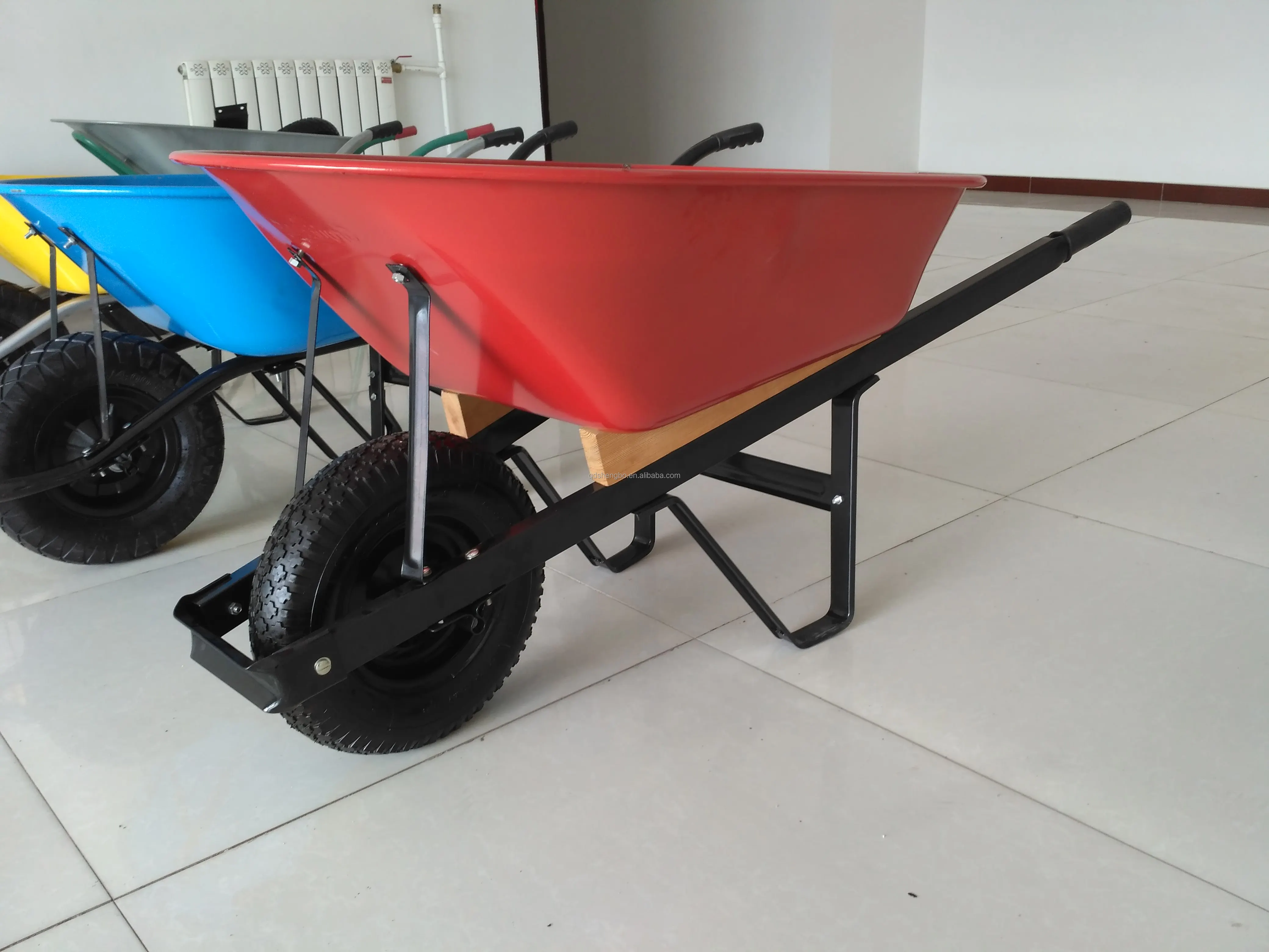 Wheel Barrow For South America Load 150kg 80l 4.008 Inch Pneumatic