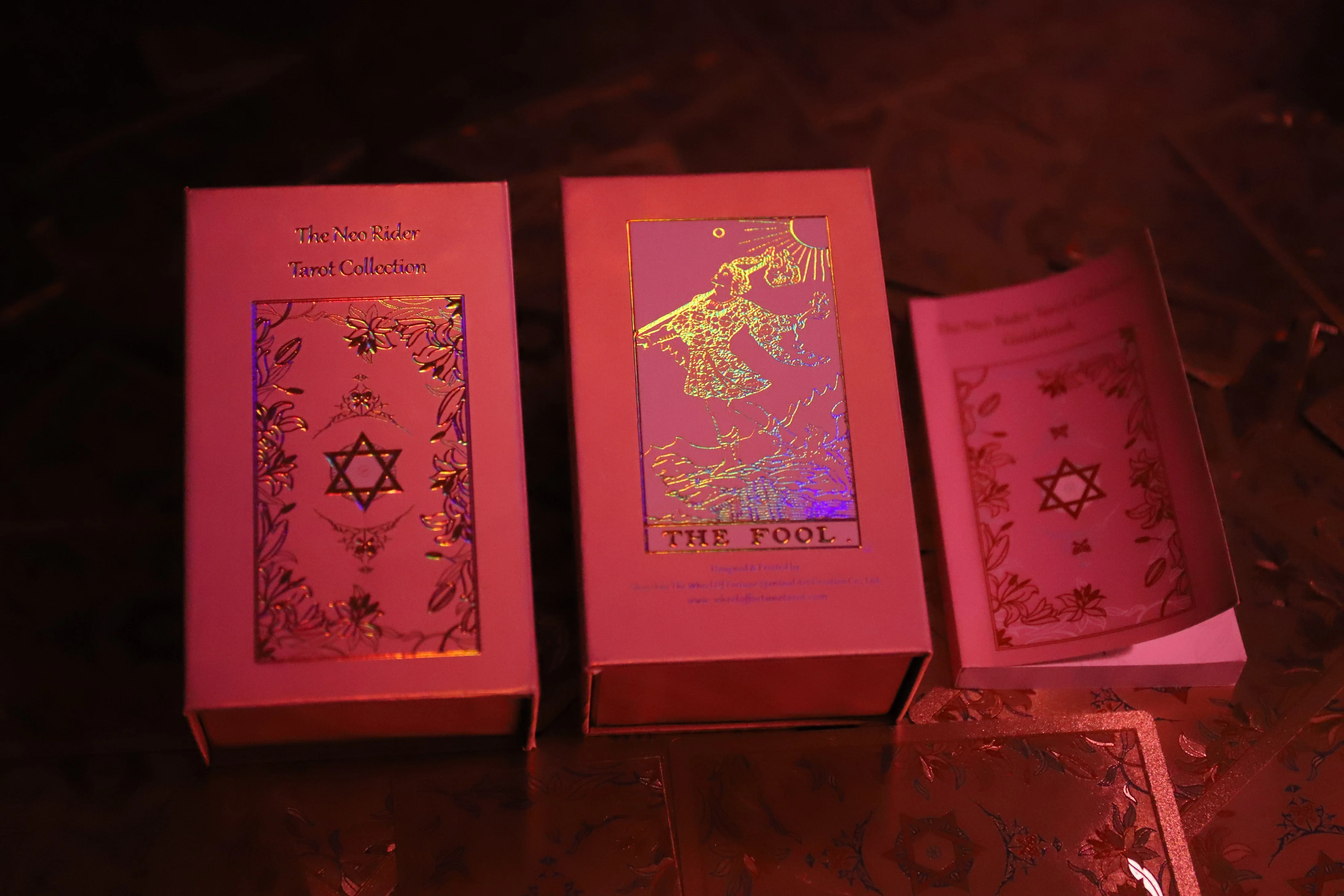 Wholesale the Neo Rider Tarot Collection - the Royal Deck