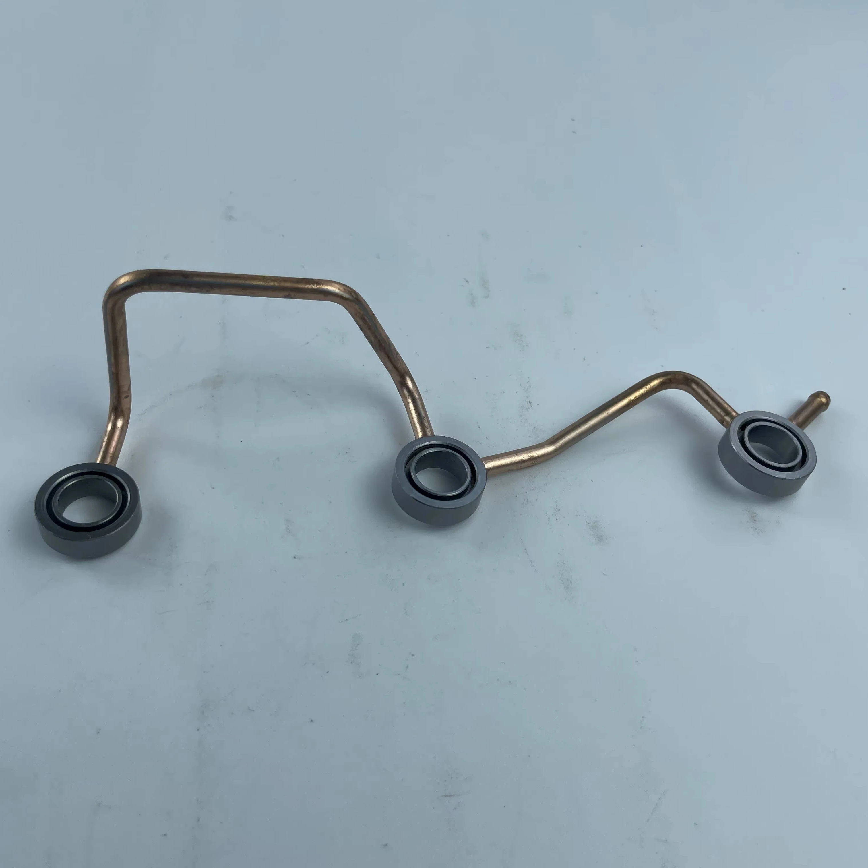 3KC1 Oil Return Pipe for Isuzu Engine Spare Part Repair Replacement