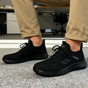 Black Shoes New Autumn Shoes for Men Casual Comfortable Breathable Fly Knit Sneakers for Men Discount Shoes