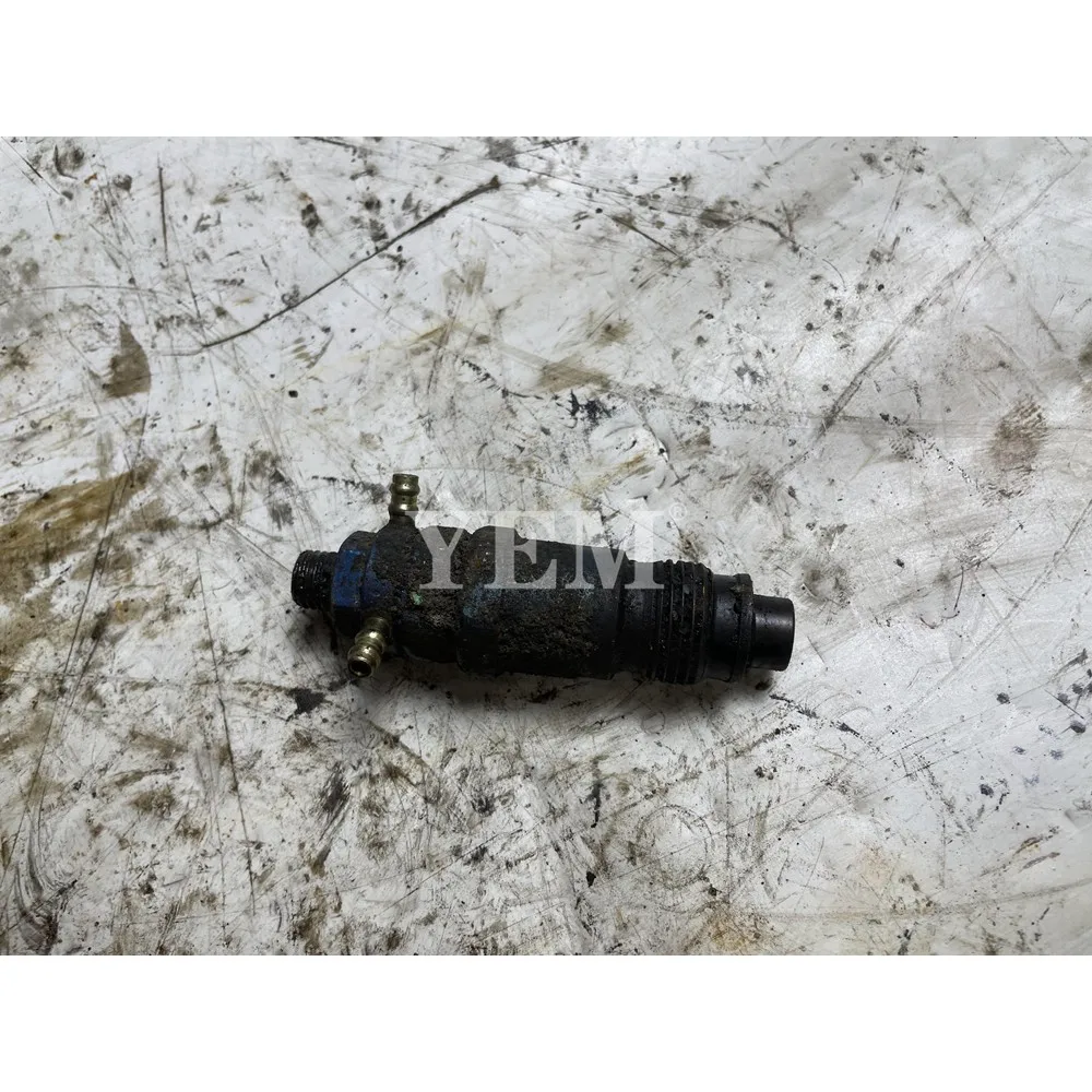 V1702 Fuel Injector Assy for Kubota