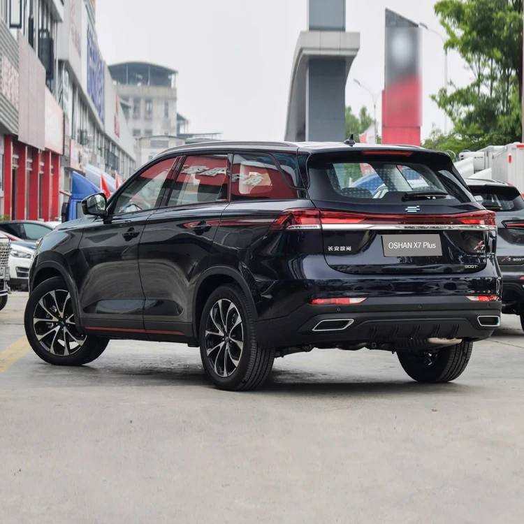 2023 Changan Oshan X7 Plus 1.5t Black Automatic Luxury Model Fuel Vehicle Changan Oshan Gasoline Car supplier