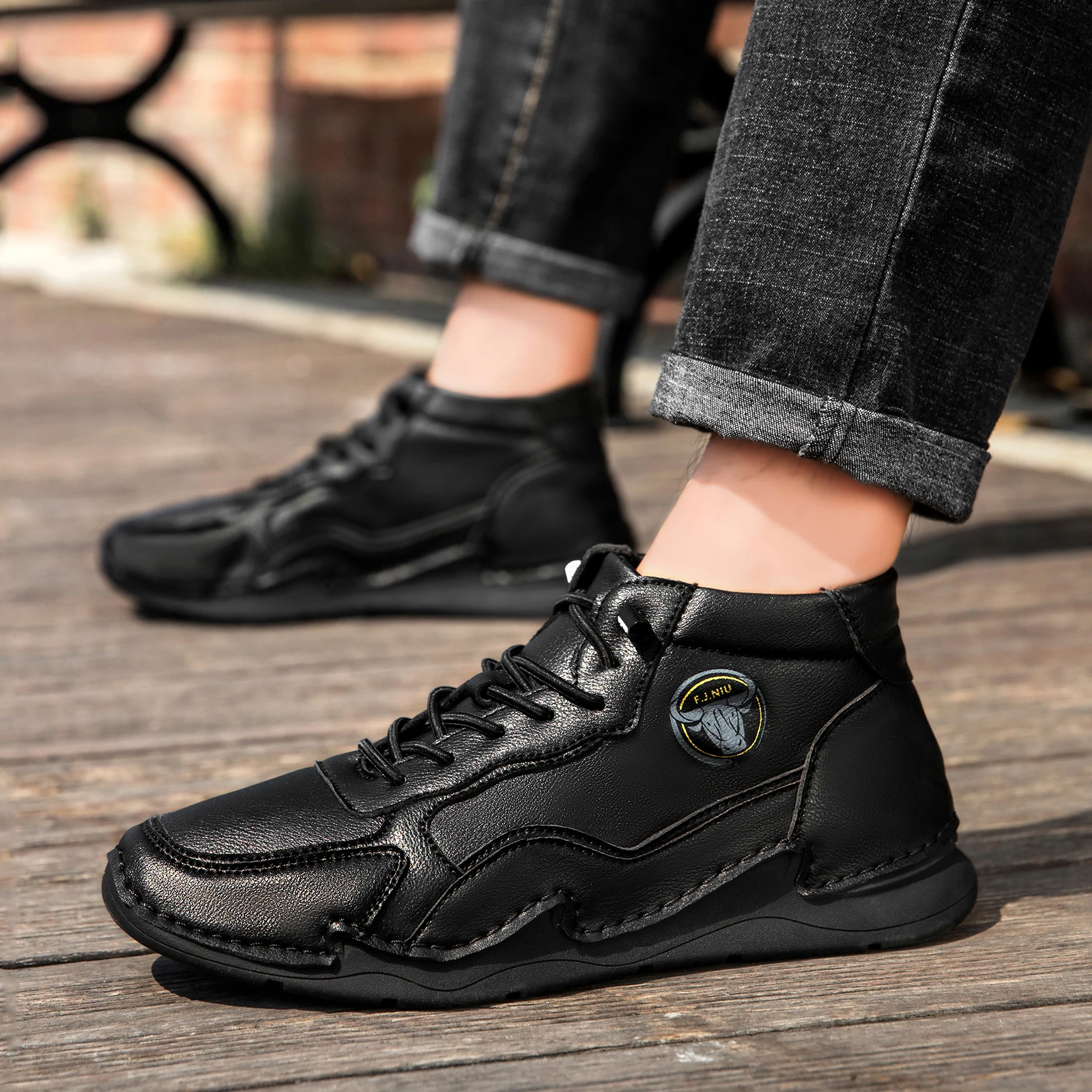 Factory Supply Custom LOGO Service Middle Top Genuine Leather Octopus Men Winter Snow Martin Boots