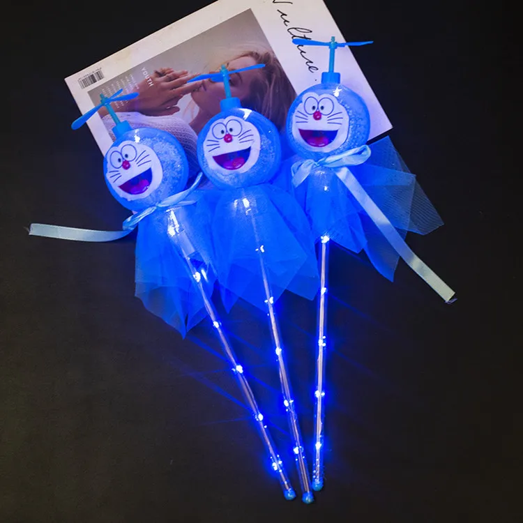 Детская светящаяся светодиодная игрушка палочка вращающаяся световая