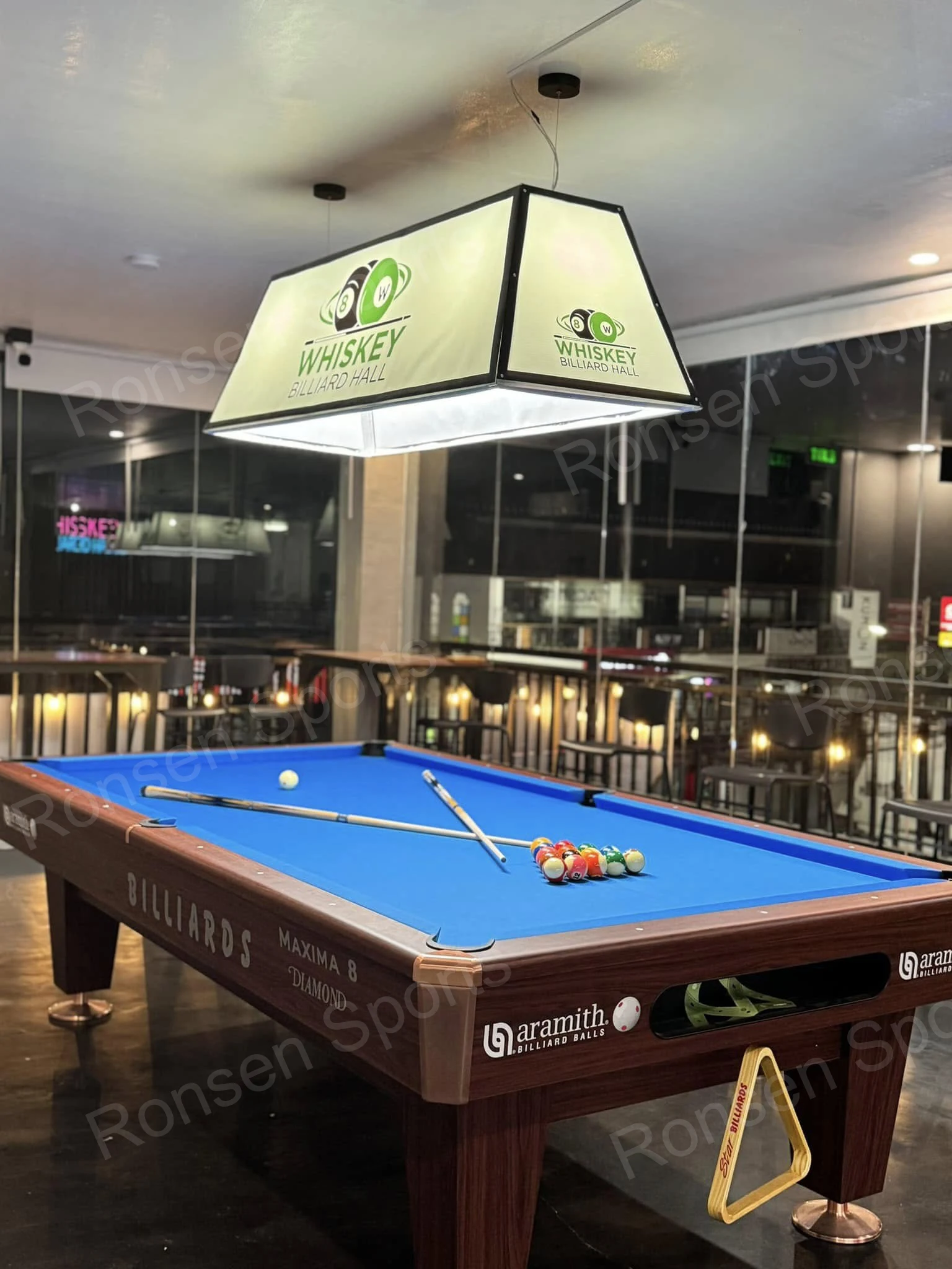 Factory Price Pool Table Dynamic Billiard Tables 7FT 8FT Maxima 8 Billiard Table with Fabric and Accessories for Clubs