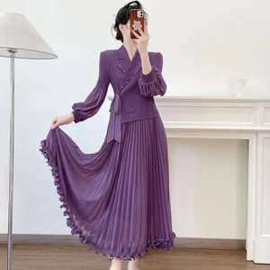 Extra-large Size Pleated Dress for Wholesale Miyake Dress with a Collar and Frilly Sleeves