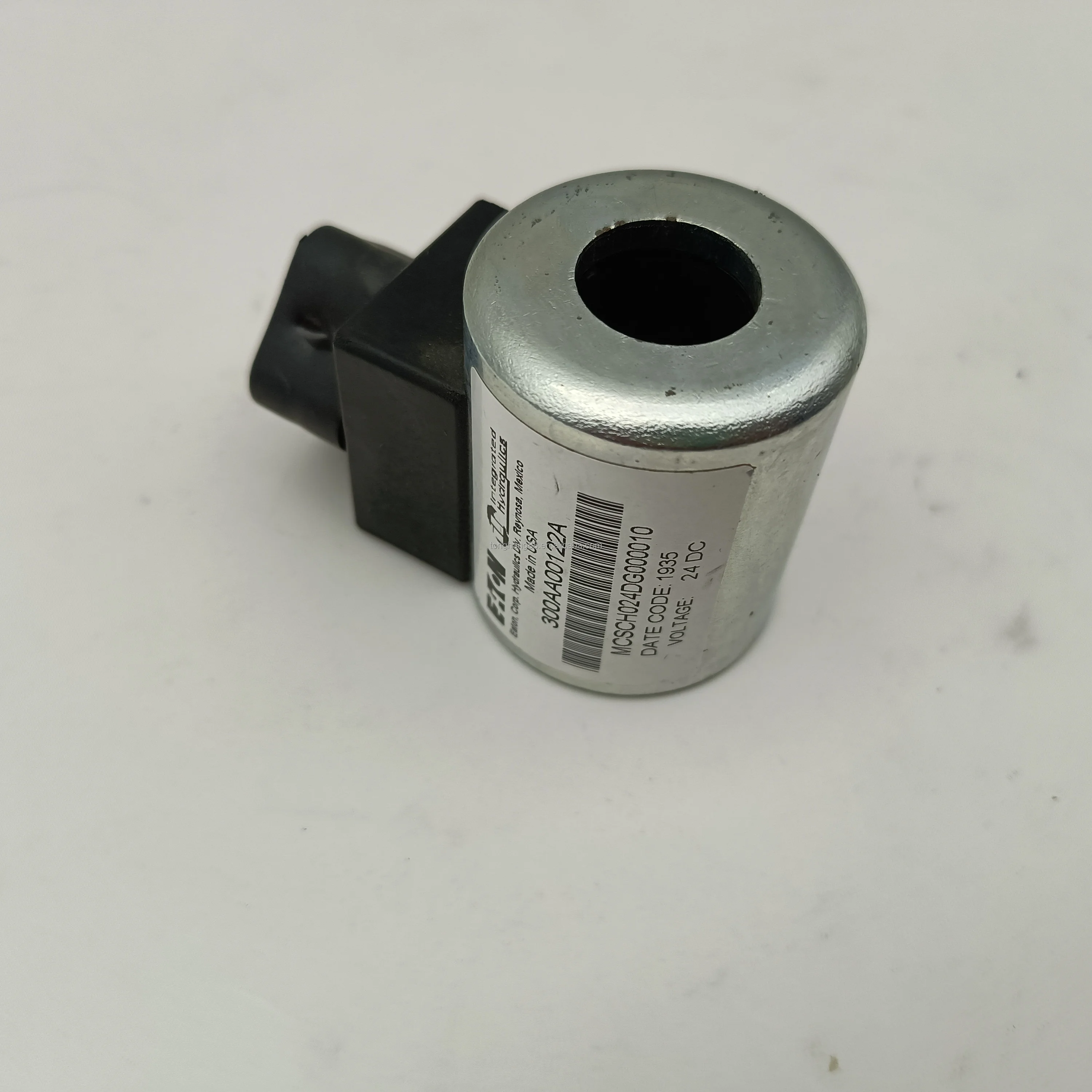 Excavator Solenoid Valve Coil 300aa00122a 24v For Sani Pump Trucks ...