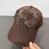 Marrón