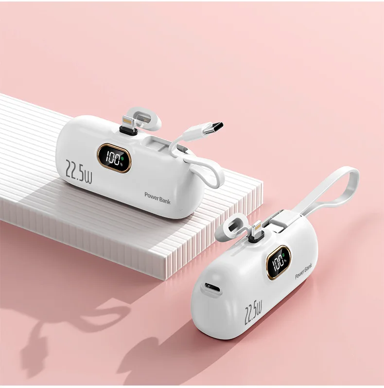 2024 New Design Mini Capsule Powerbanks 22.5w Super Fast Charge 2in1 5000mah 10000mah Large Capacity Portable Power Bank