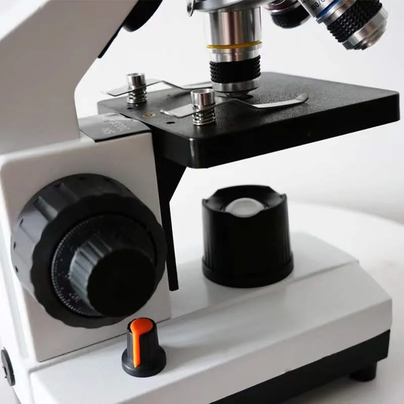 New Xspt81 Factory Sell Microscopes Biological Monocular Mono