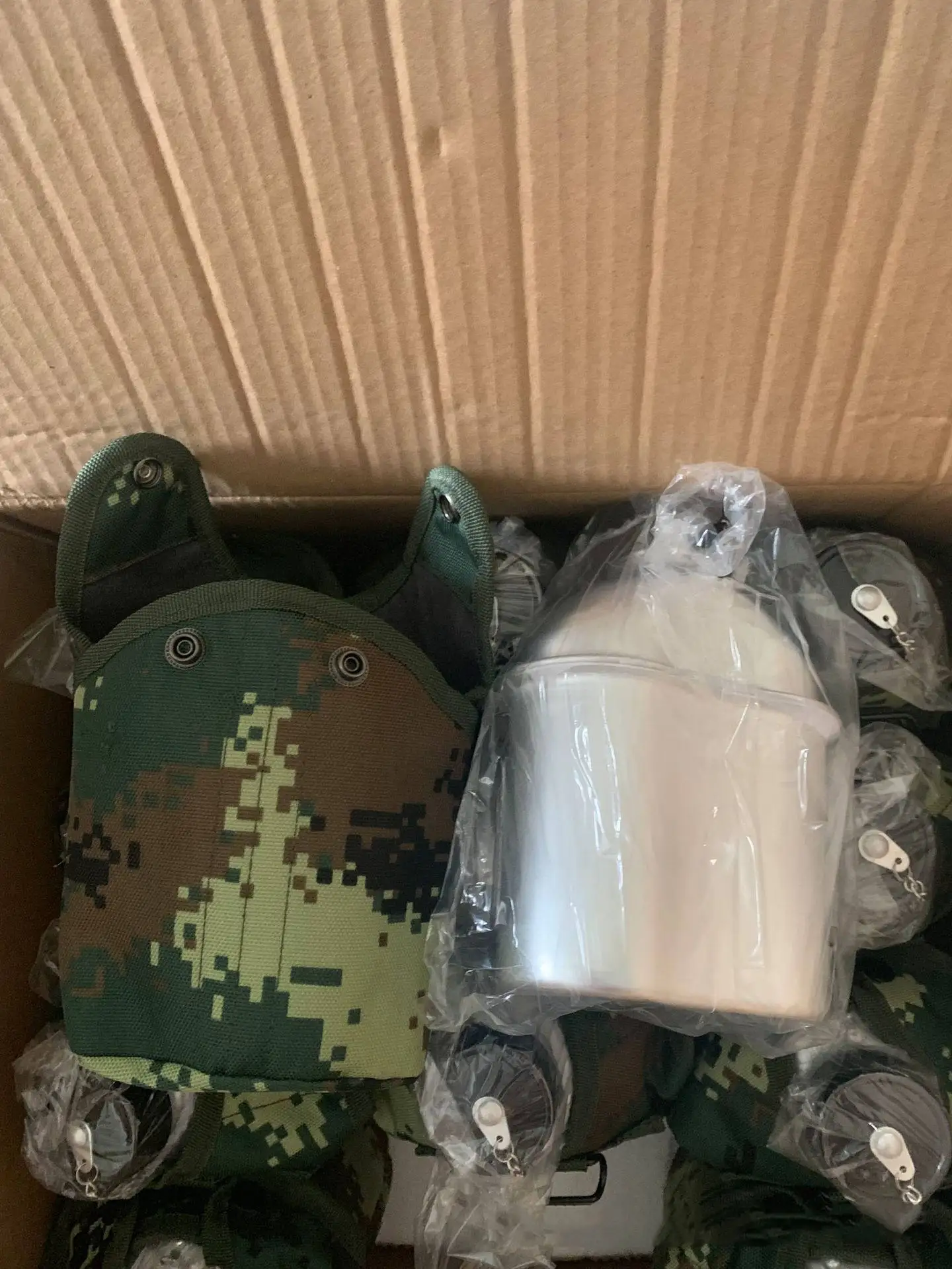 1.0 Litre Tactical Style Aluminum Water Canteen With Cup And Cover