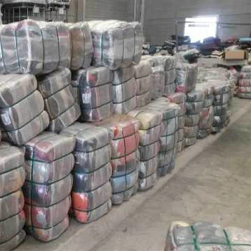 Container for Mixed Second Hand Clothing Bundle Woman Children Used Baby Clothes Bales Usa Japan New York Italy