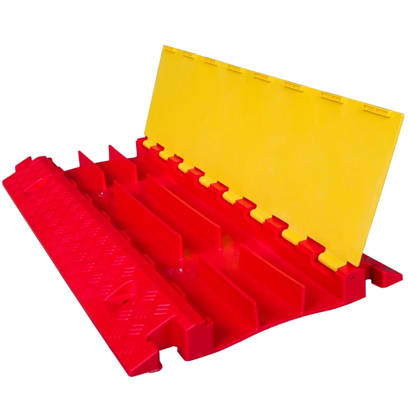 1 Channels Black Plastic Cable Trunking Cable Protector  Cable Tray