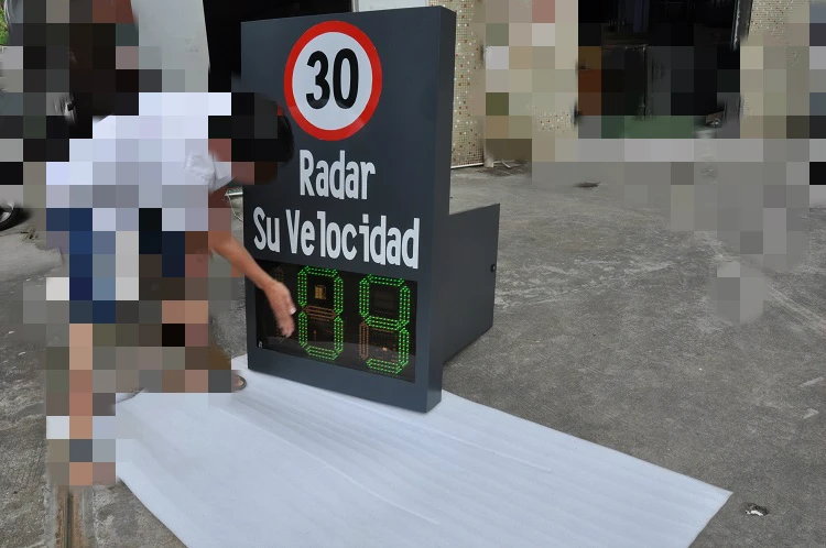 Radar Detective Speed Warning LED Signs Speed Measurement Display Traffic Flashing Speed Limit Signs
