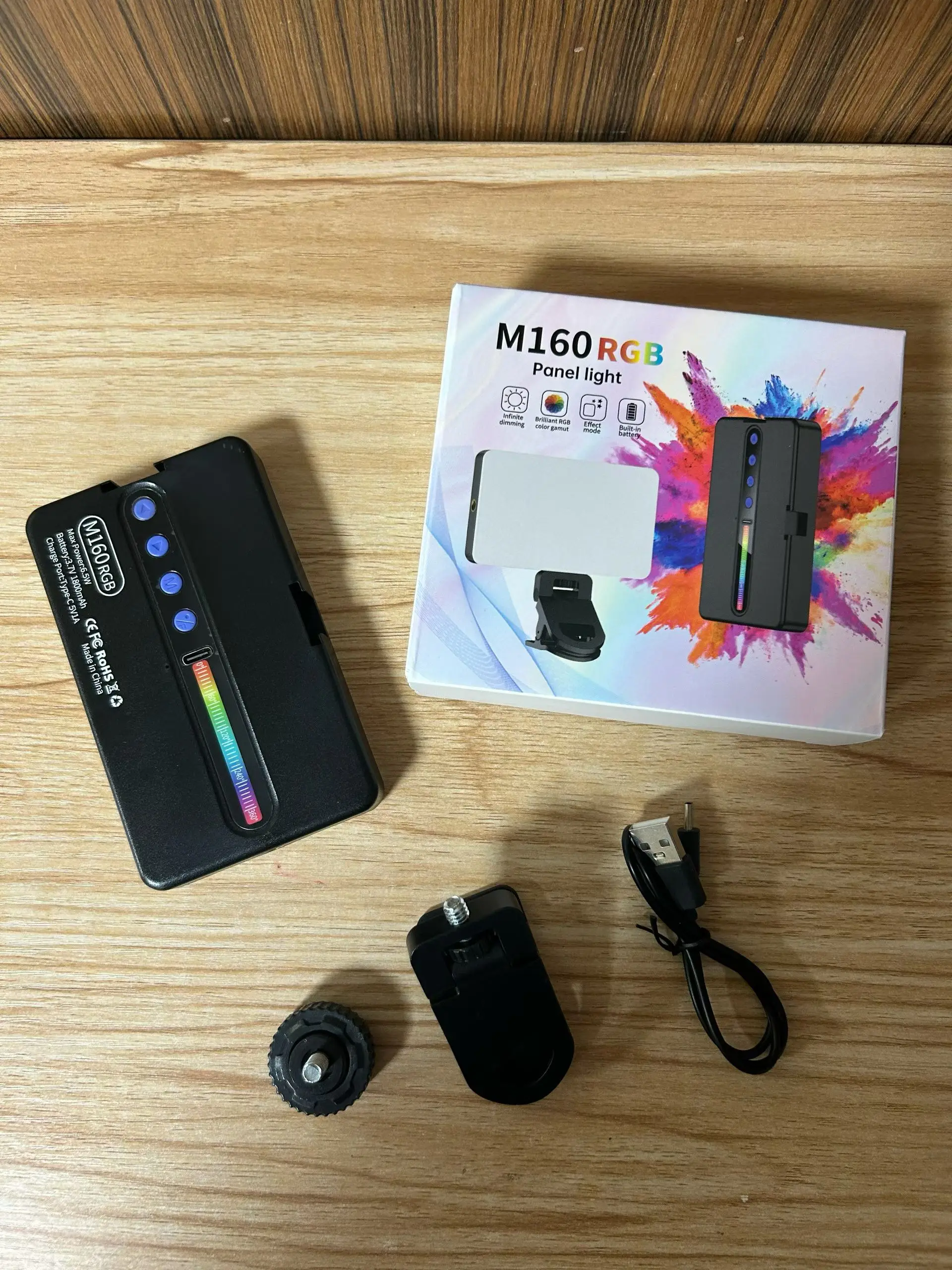 M160 M160RGB Fill Light RGB Panel Mobile Phone Clip Colorful LED Lamp Mobile Phone Fill Light with Battery