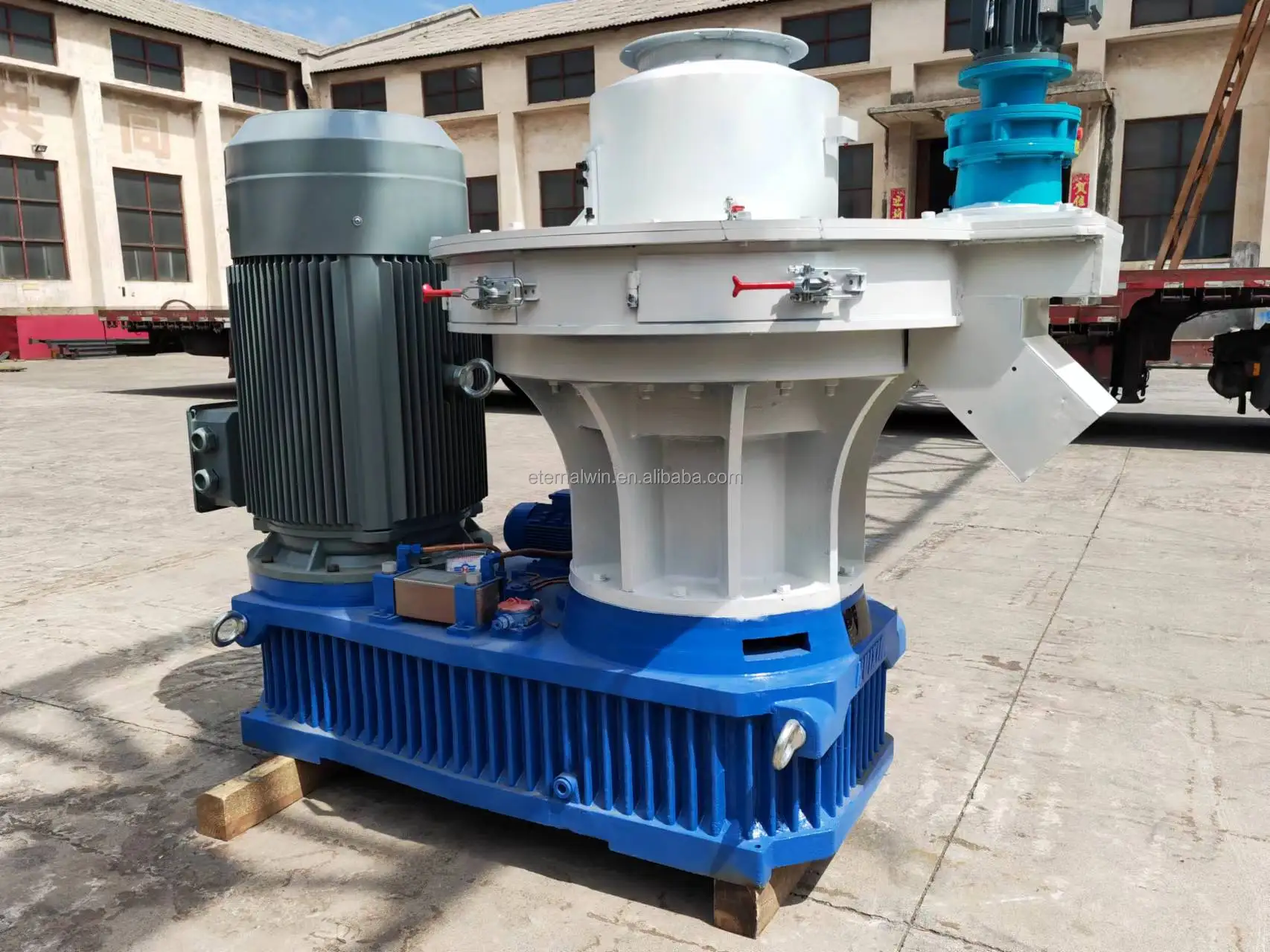 Factory Pellet Machine Wood 800kg Per Hour Automatic Wood Pellets Mill