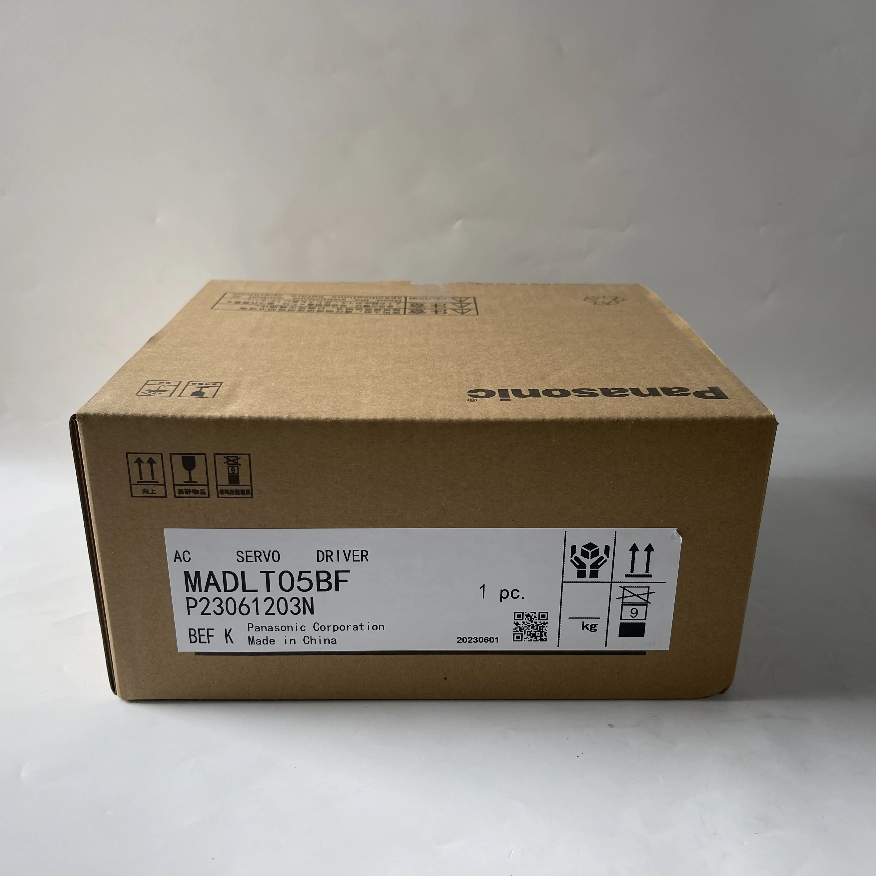 Panasonic AC Servo Driver MADLT05BF Panasonic AC Servo Driver MADLT05BF