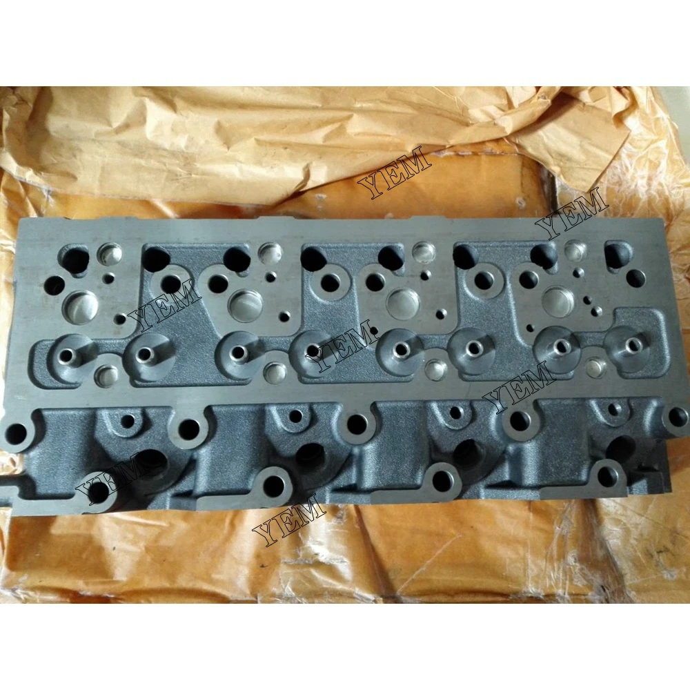 4D95 Cylinder Head for Komatsu Engine Spare Parts