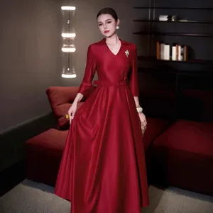 Factory Wholesale European Women's 2026 Spring Autumn New A-Line Diamond Belt Slim Dress V-Neck Long Wine Red Midi Elegant Party