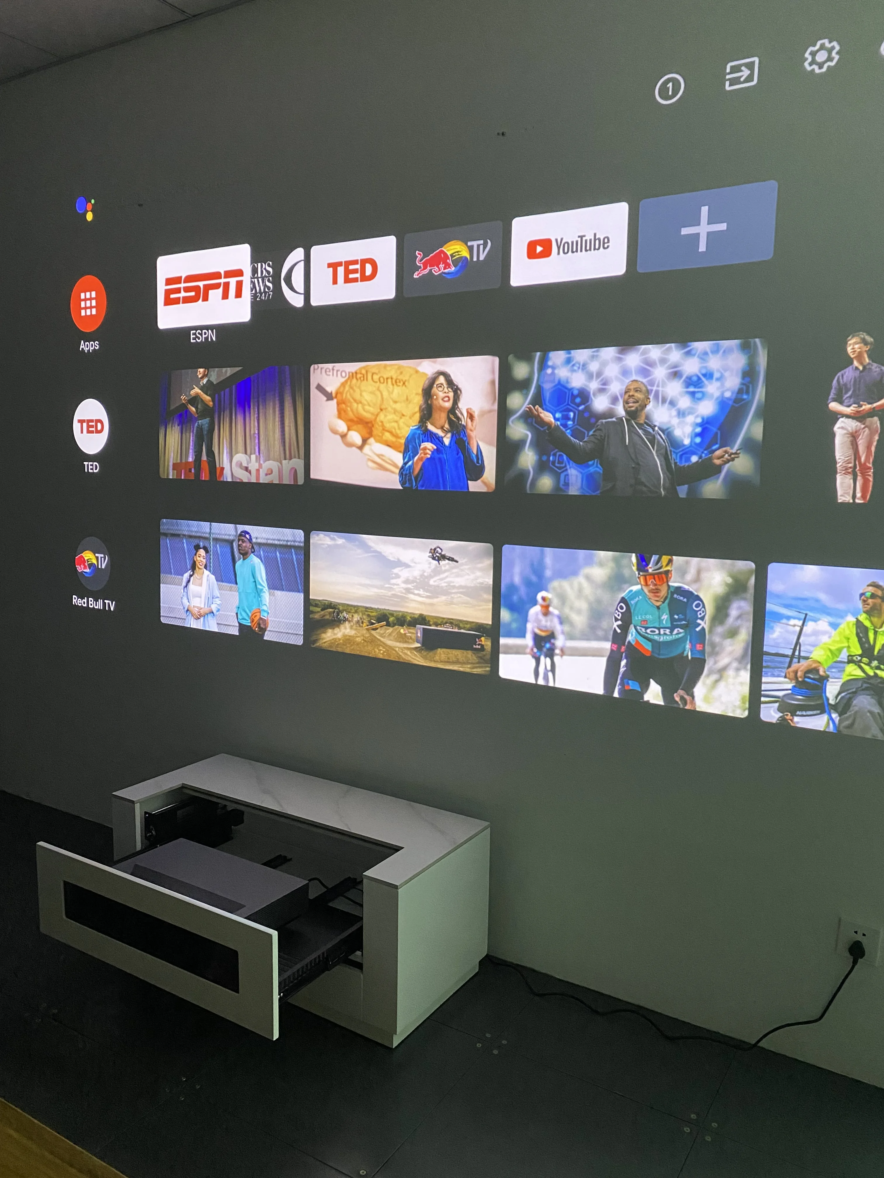 New Material Wupro Custom Tv Ust Projector Intergrated Stand