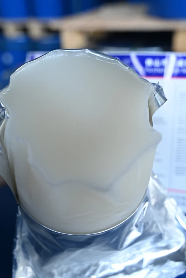 Good Water Resistance PUR Profile Wrapping Glue Hot Melt Adhesive for Hard Surface Materials Excellent Localization for Local