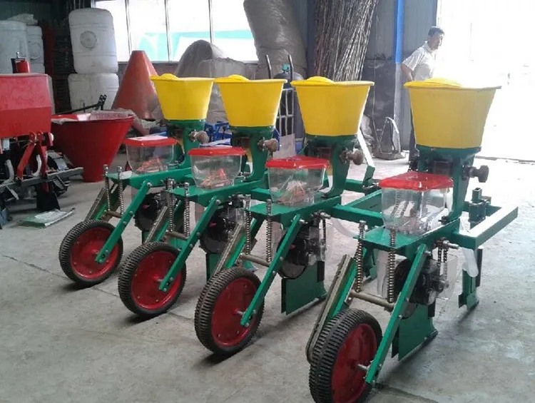 Tracror Used 4 Row Corn Planter Machine Seeders Maize Seeder with Fertilizer for Sale