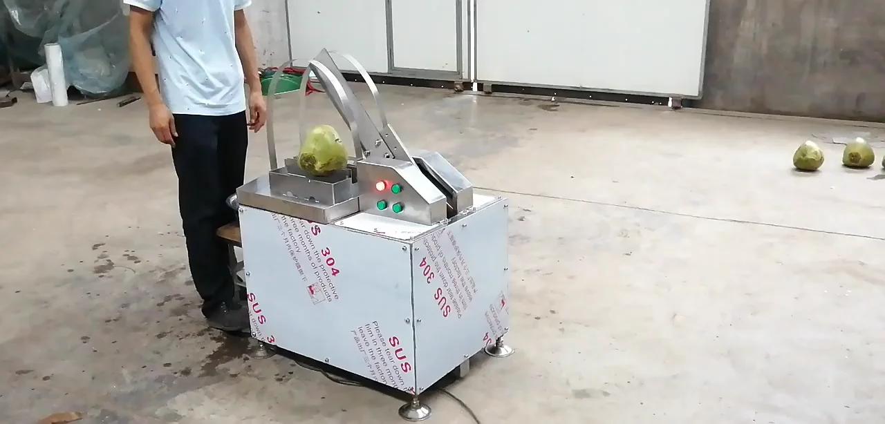 Coconut Water Extracting Processing Machine Young Coconut Cutting