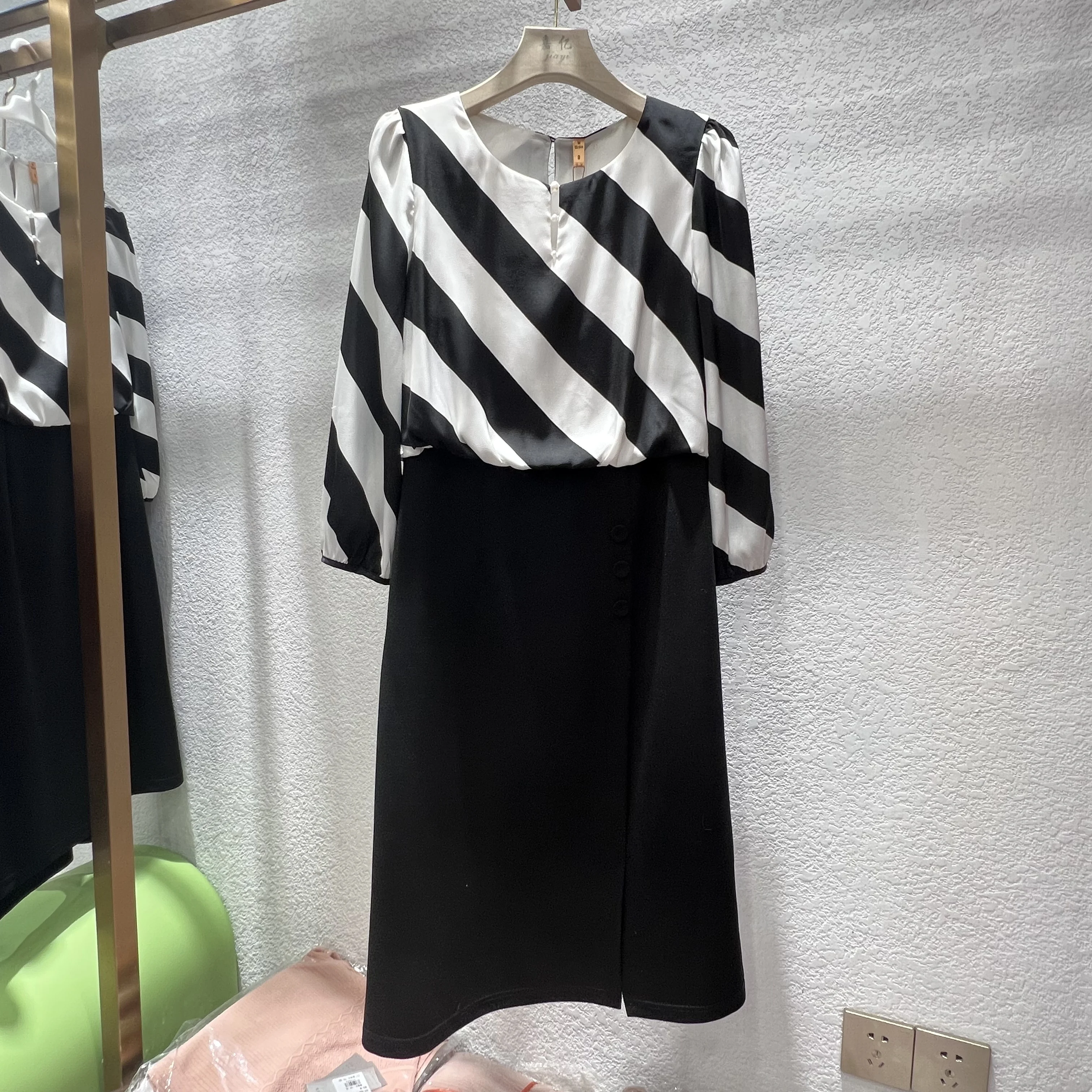 Black White Puff Sleeve Midi Dress Elegant Office Career Dresses Formal Work Dresses for Women| Alibaba.com Black White Puff Sleeve Midi Dress Elegant Office Career Dresses Formal Work Dresses for Women| Alibaba.com