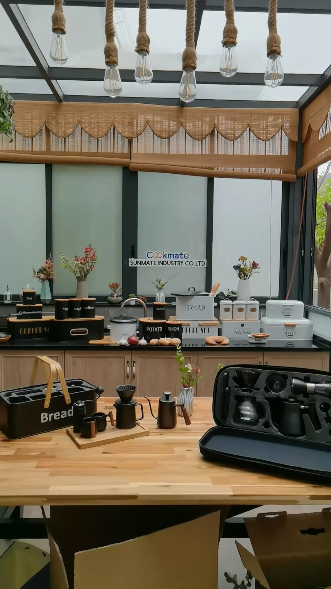 good quality kitchen counter-top food storage bin with wooden