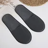 Stampo monoblocco, pantofole grigie in tessuto non tessuto da 4 mm - fondo con perline rotonde