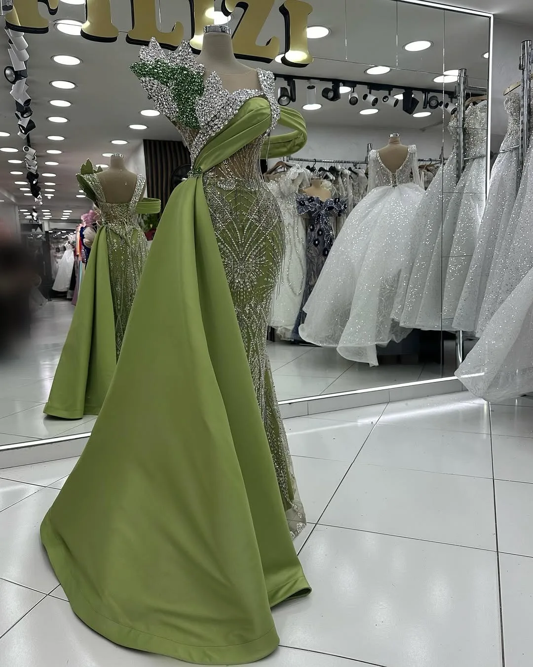 Tunisian Royalty Designer Wedding Gown for Women Party Dresses