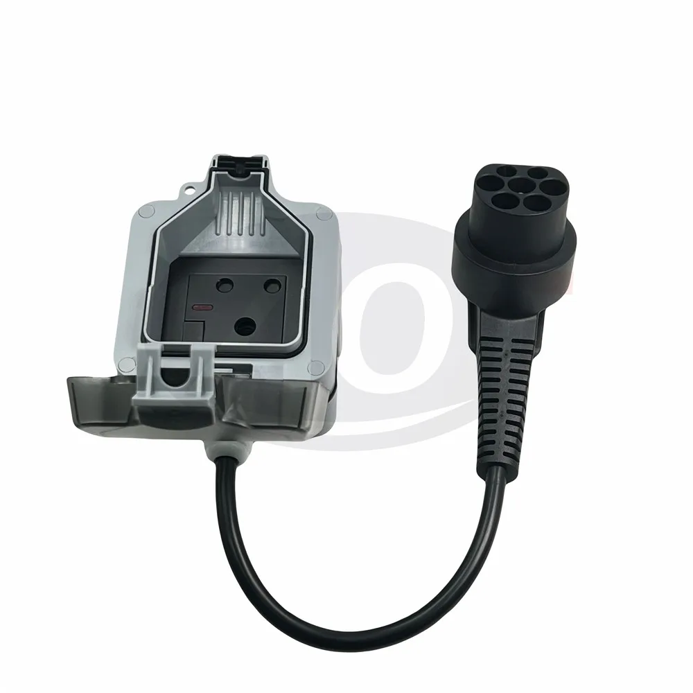 AOTAI EV charger adapter Type 2 male 16A 1 phase - 1 Type M South Africa socket 0,5M charger cable details