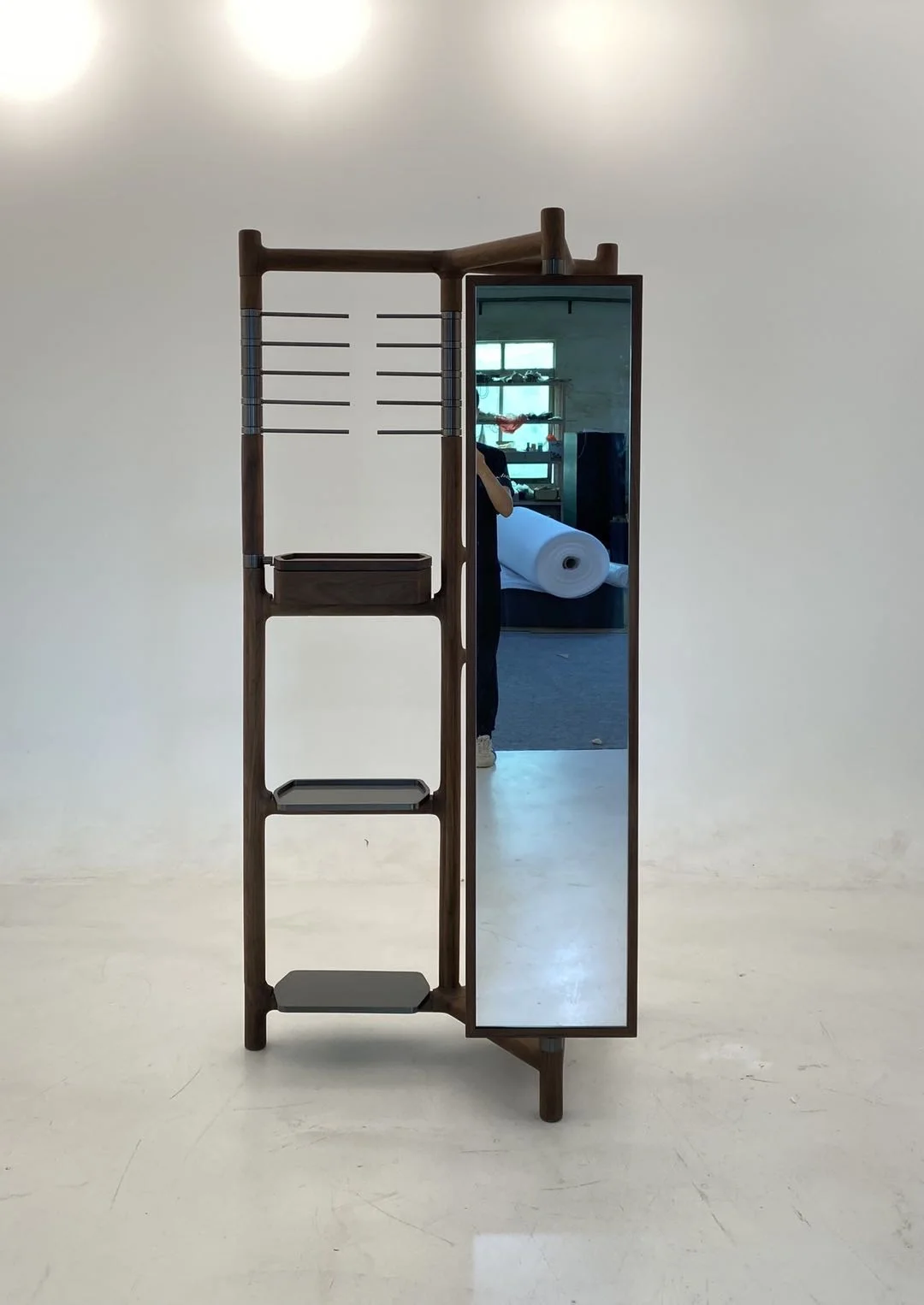 Роскошное легкое зеркало в спальню от пола до потолка встроенный слой седла Кожаная подставка для пальто и шляп из