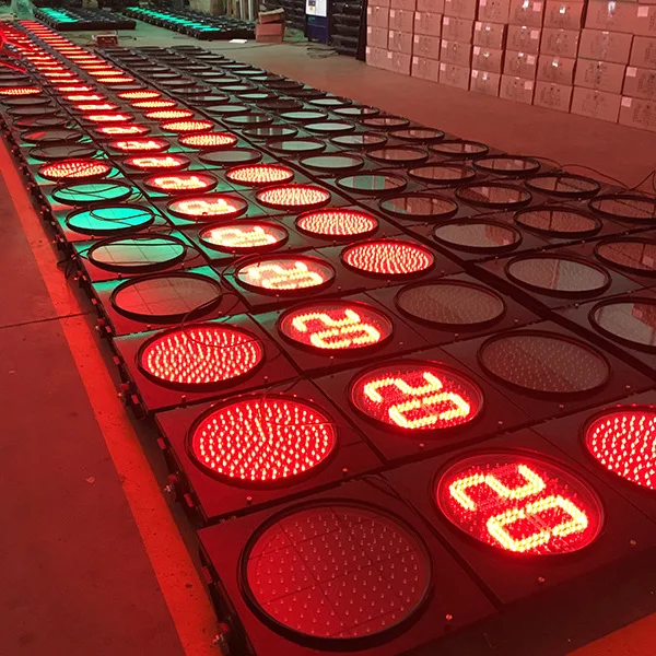 工場価格 交通信号機 300mmサイズ 赤黄緑球形LED道路矢印 赤黄緑色LED