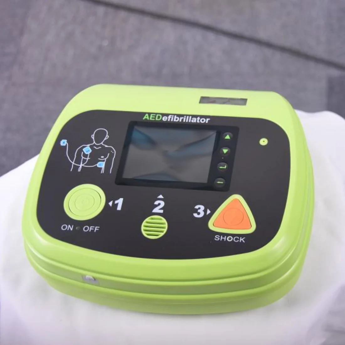 YS-AED7000 Plus Medical First Aid Automated External Defibrillator Portable AED Defibrillator