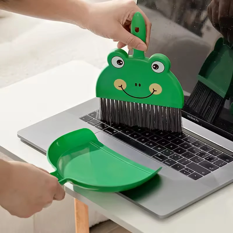 Y218 Office Tabletop Sweeper Desktop Dust Pan and Brush Small Broom and Dustpan Set Hand Whisk Broom Mini Dustpan and Brush Set