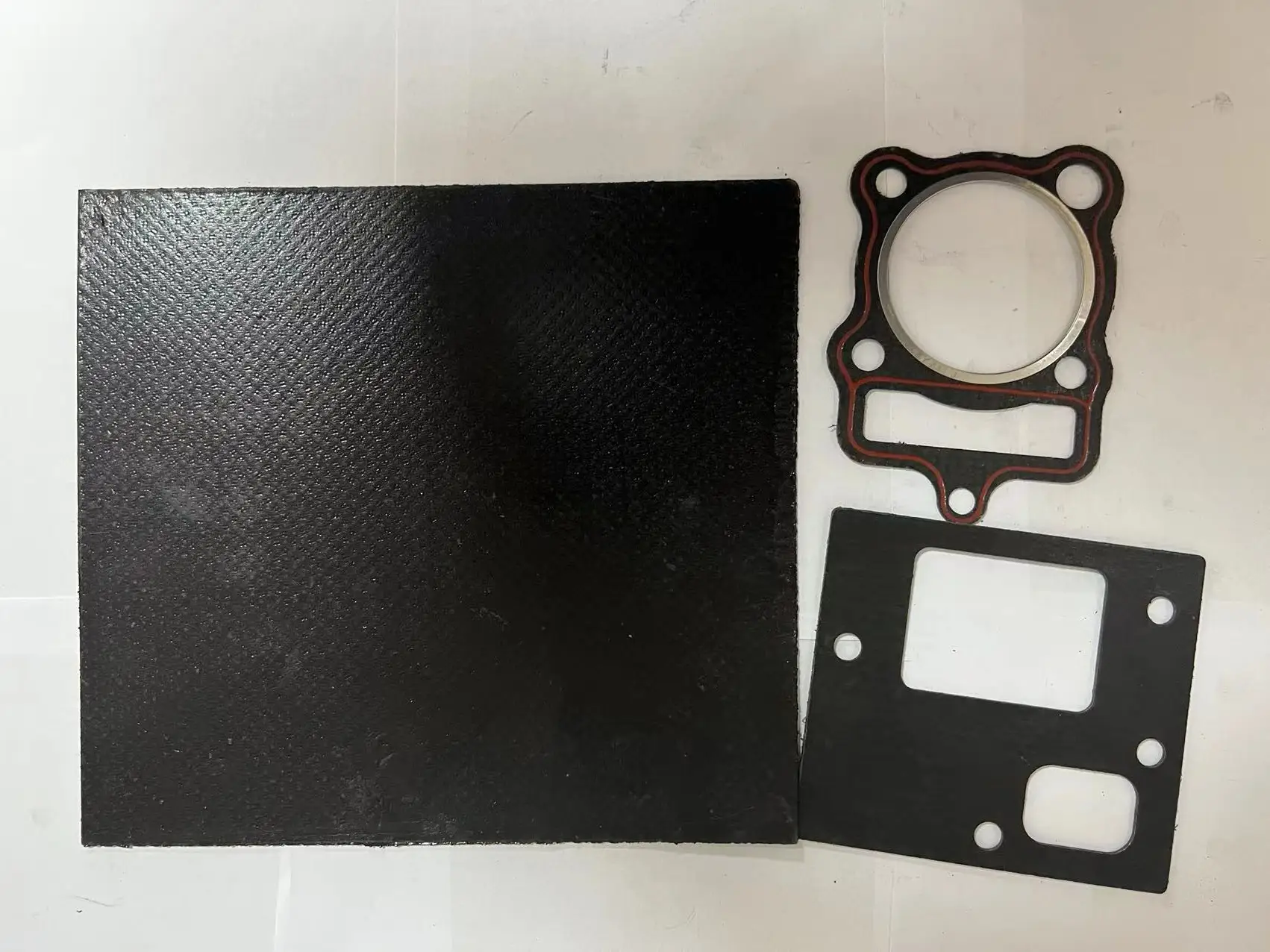 Reinforced Graphite Composite Cylinder Head Gasket Engine Cylinder Head