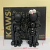 Traje familiar negro de 37 cm