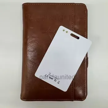 Customized Mfi Certified Android Find My Locator Waterproof Wireless Charging Air Card for Find Lost Wallet Luggage Passport