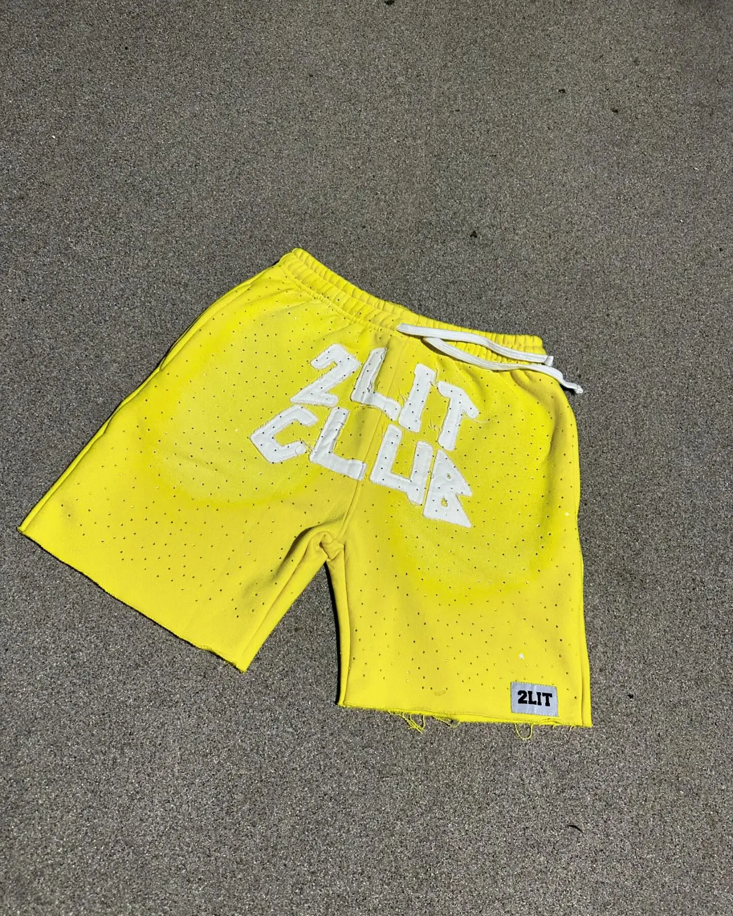 Unisex Summer Sweat Short Raw Hem Cotton Full Rhinestone Patch Embroidery Distressed Sun Faded Acid Wash Streetwear Shorts Men gallery 2