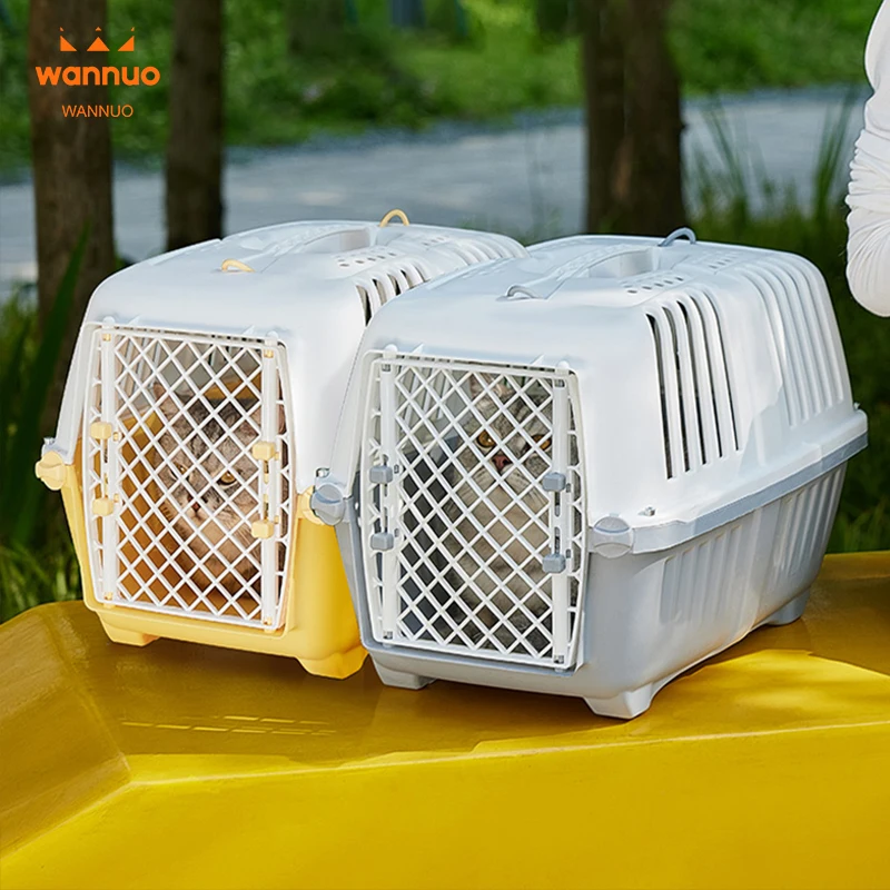 Wannuo Breezy Pet Carrier ບໍ່ງ່າຍທີ່ຈະປົດປຸ່ມຫຼາຍປຸ່ມ Pet Box ສະດວກສະບາຍ Pet Travel Box ກັບ Handle ແລະແອວ Buckle