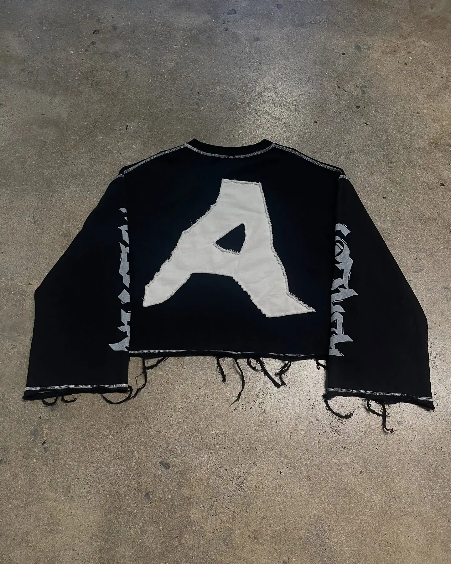 Street Wear Custom Printed Heavyweight French Terry 100%cotton t Shirt Cropped Graphic Flare Long Sleeve Pullover Sweatshirt gallery 4