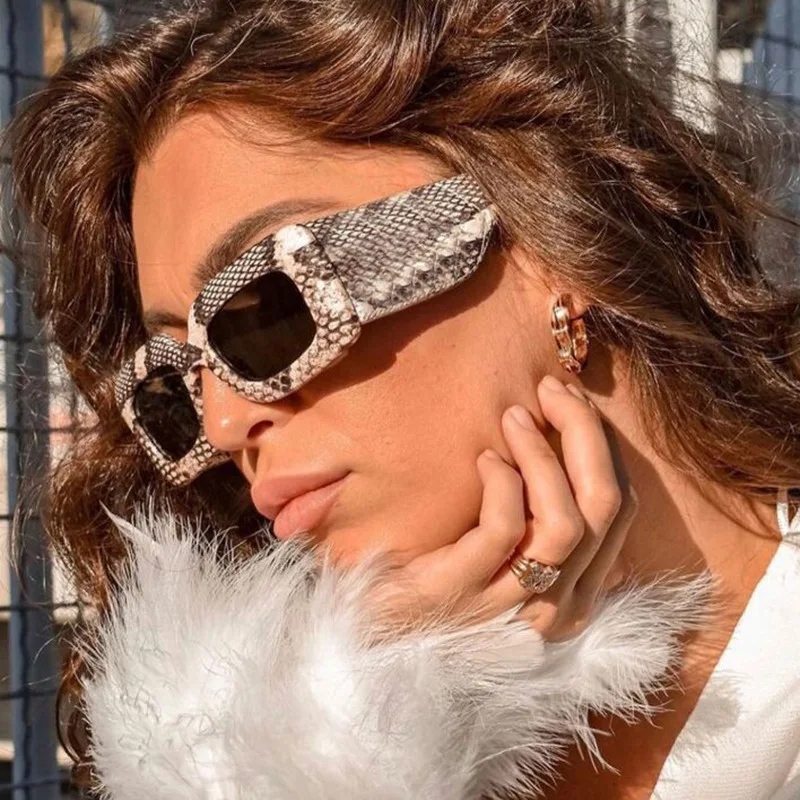 DL Glasses - Vintage Snake Pattern Sunglasses Wholesale display picture 3
