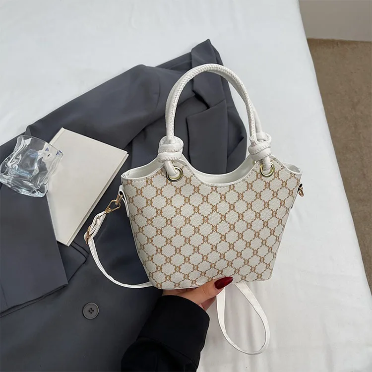 Favorable Price Elegant Shoulder Bags for Women Leather Messenger Bag for Women Fashion Trends Ladies Bags Ladies Handbag
