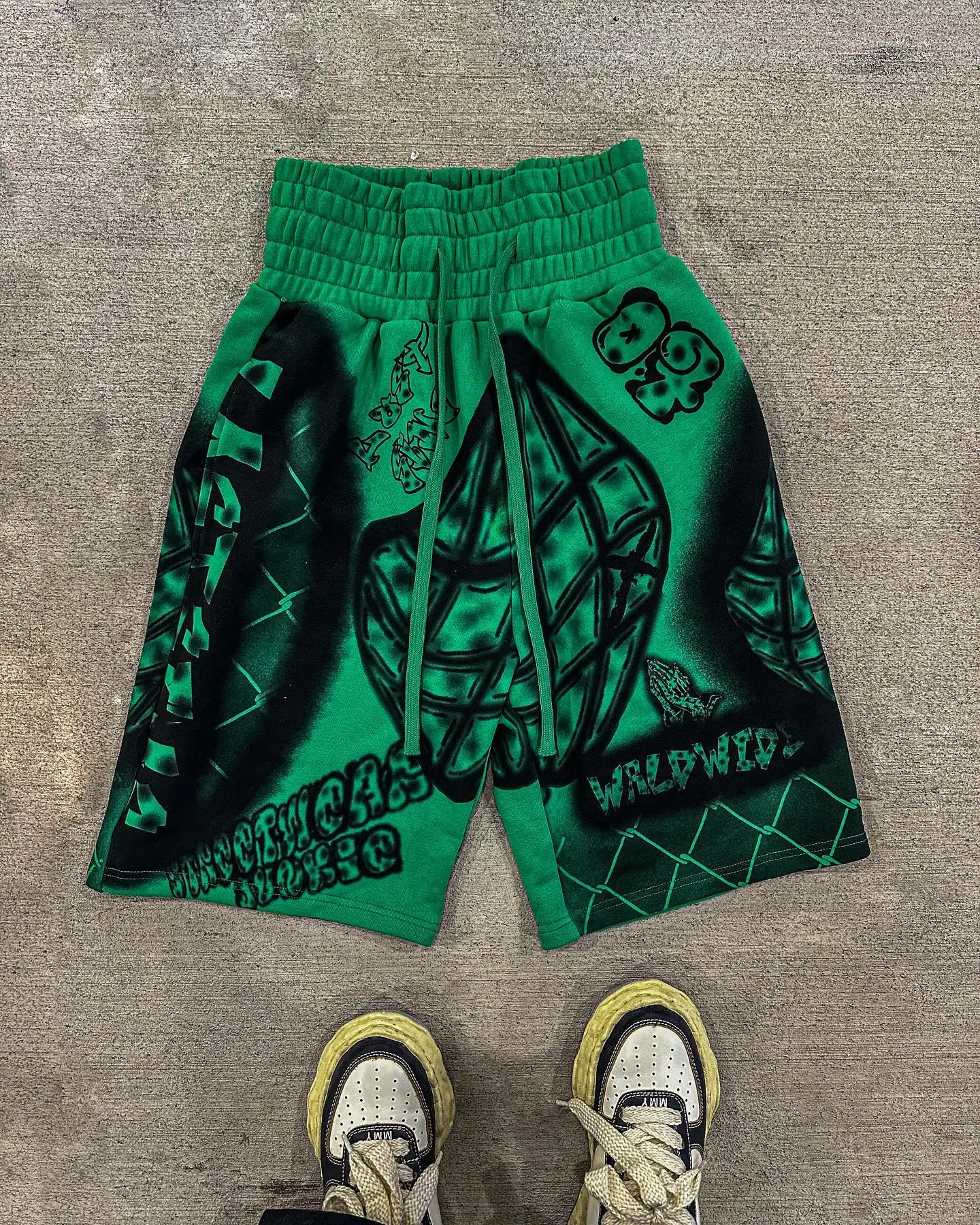 Custom Unisex Heavyweight Graffiti Vintage Acid Wash Sun Faded Baggy Short Pant Cotton Streetwear Casual Men High Waist Short gallery 9