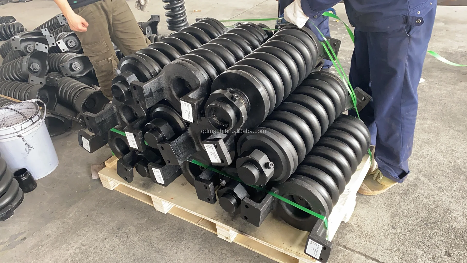 Customized 200a3 Hitachi Zx50 Excavator Recoil Spring